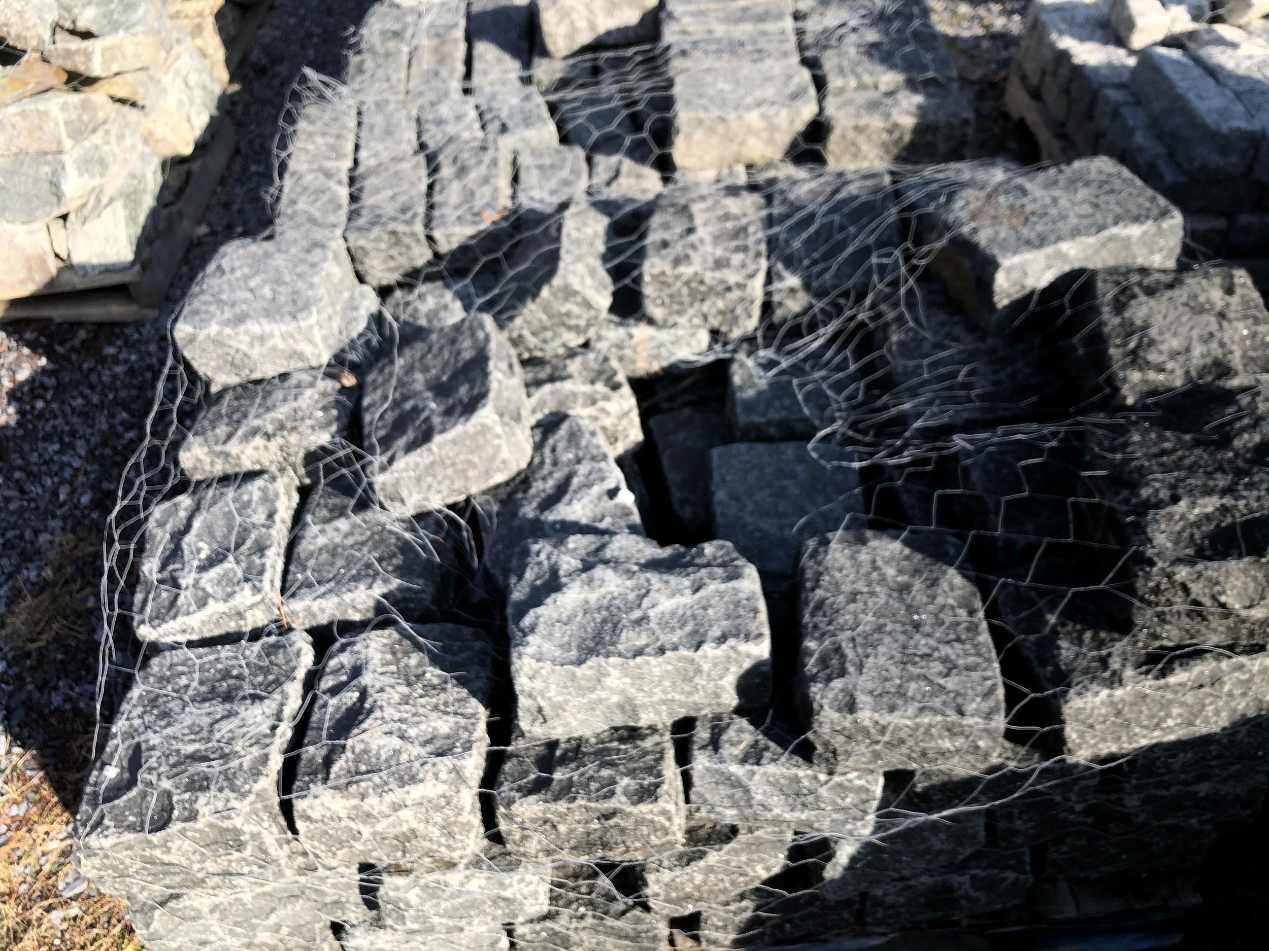 Black_Cobble_Stone_7.jpg
